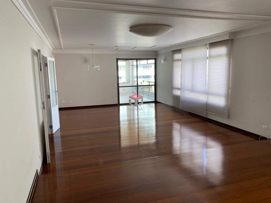 Apartamento à venda com 4 quartos, 236m² - Foto 2