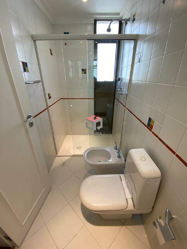 Apartamento à venda com 4 quartos, 236m² - Foto 25