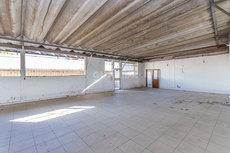 galpao deposito pavilhao para alugar em Humaitá, Porto Alegre - foto 1