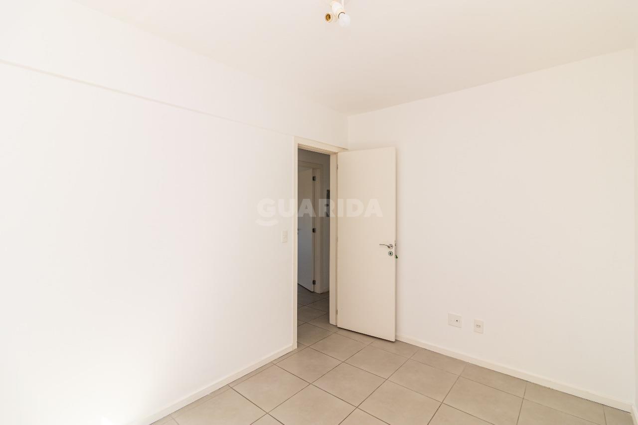 Apartamento para alugar em Avenida da Cavalhada, 4530 - foto 14