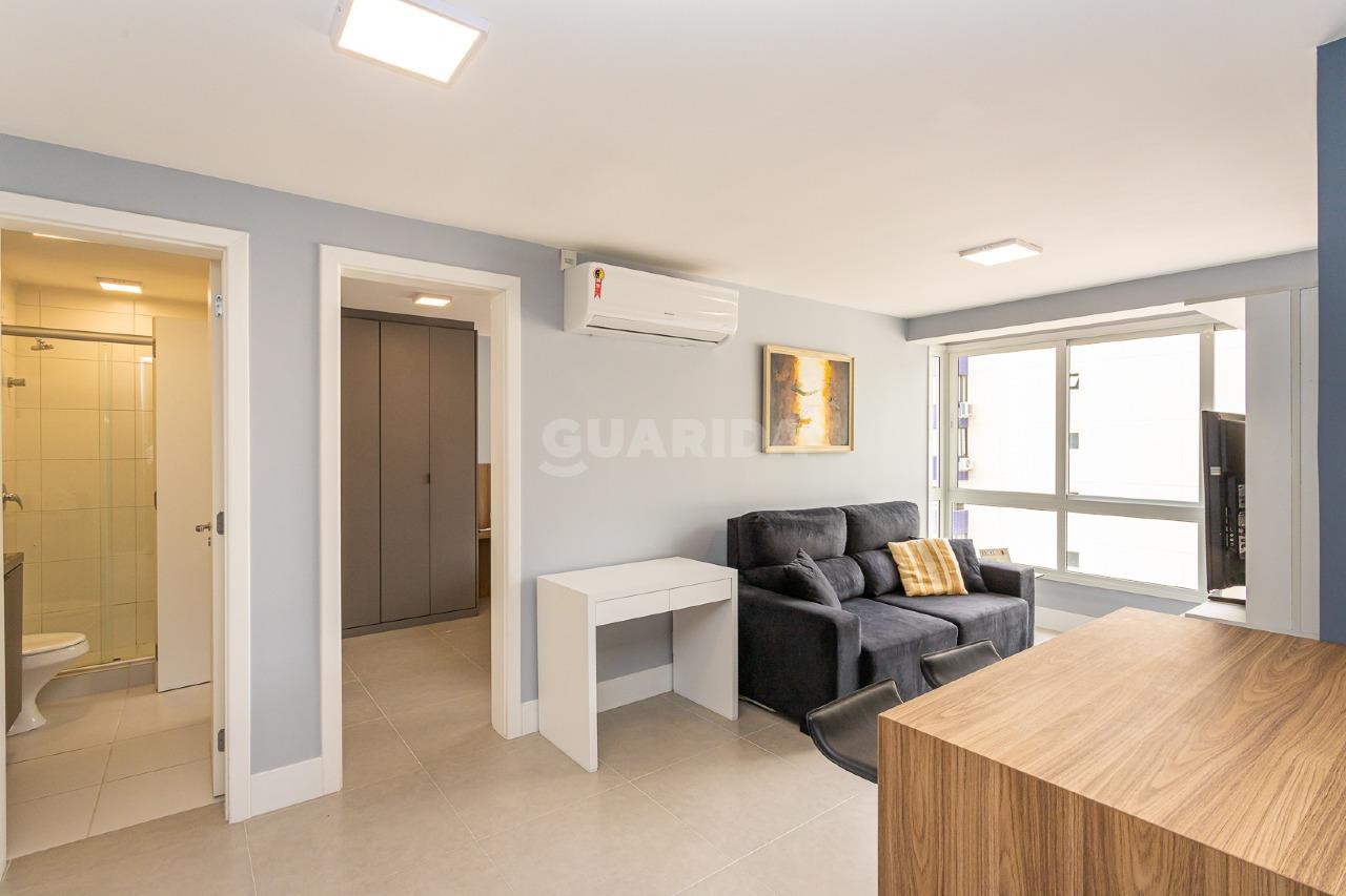 Apartamento para alugar em Avenida Lavras, 203 - foto 2