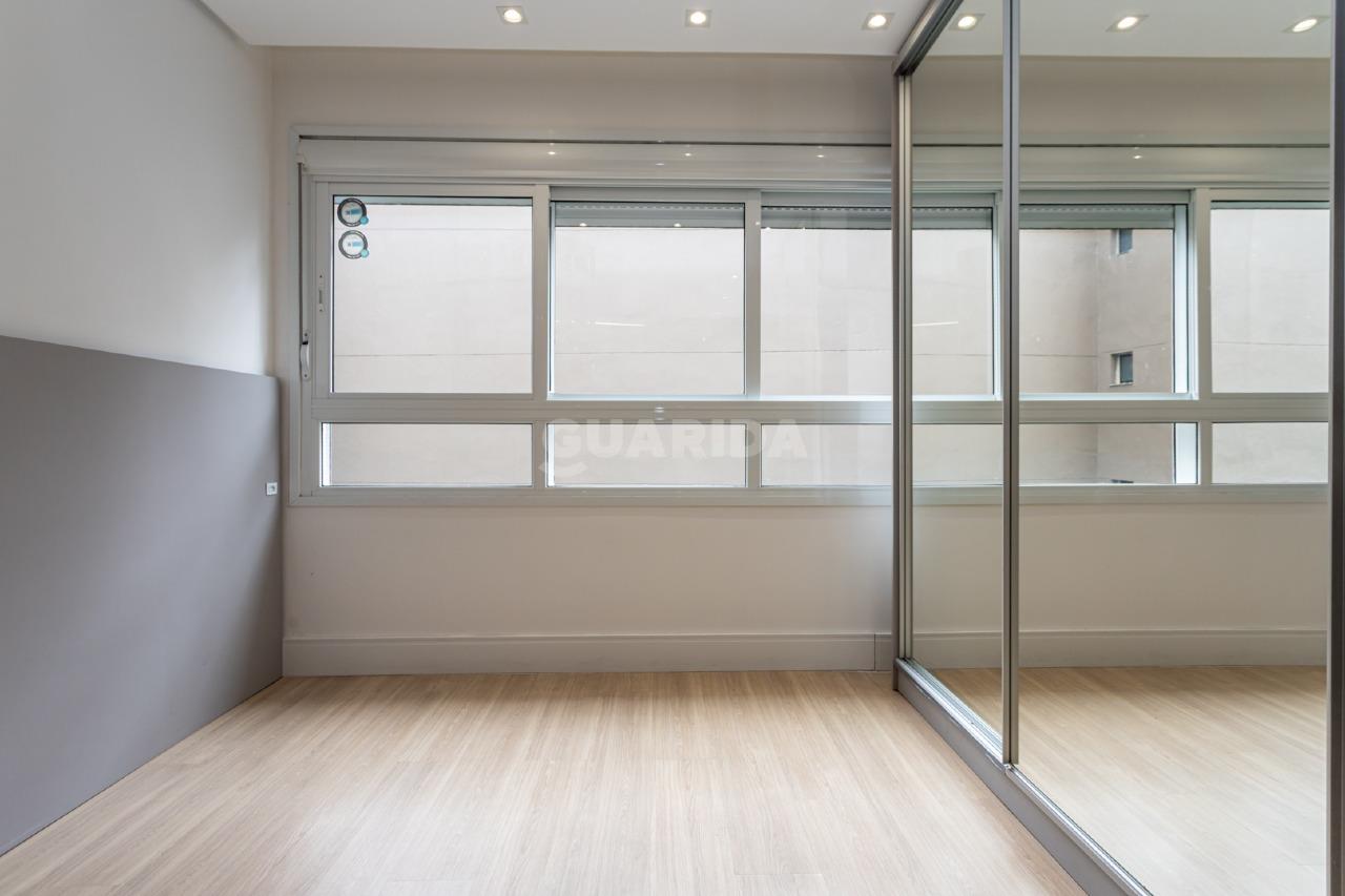 Loft/Flat para alugar em Avenida Osvaldo Aranha, 420 - foto 4