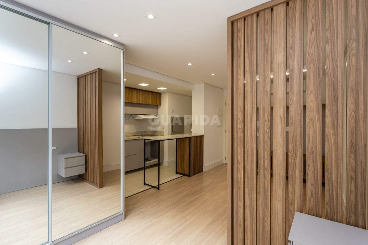 Loft/Flat para alugar em Avenida Osvaldo Aranha, 420 - foto 5