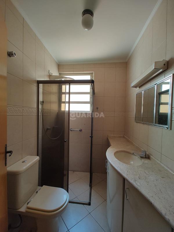 casa comercial para alugar em Rua Félix da Cunha, 329 - foto 9