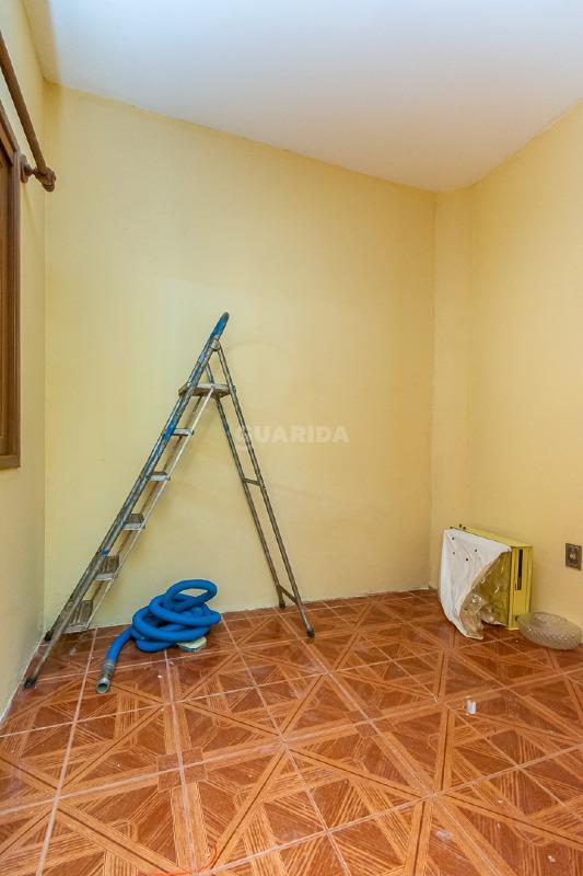casa sobrado para alugar em Rua Paulo Derly Strehl, 138 - foto 13