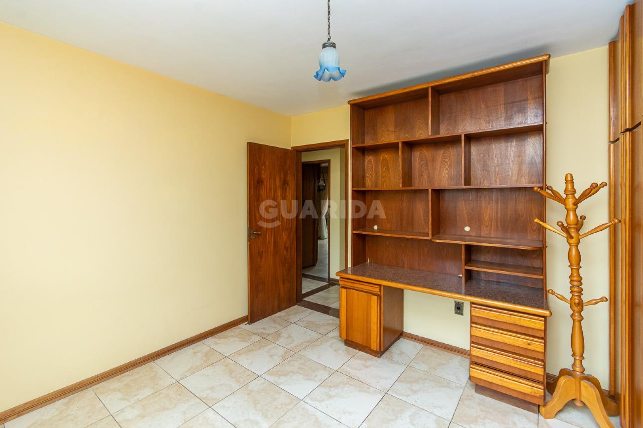 casa sobrado para alugar em Rua Paulo Derly Strehl, 138 - foto 15