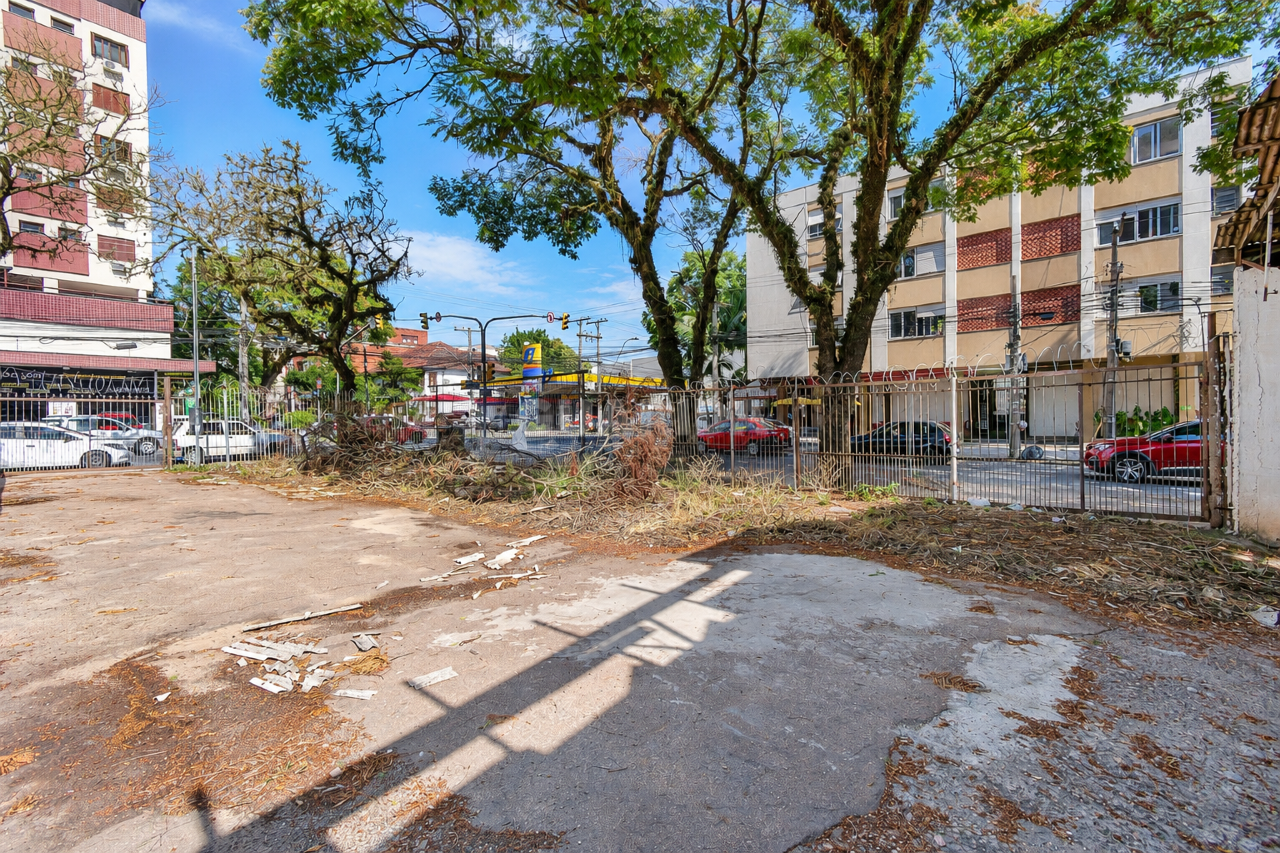 terreno lote para alugar em Rua Barão do Amazonas, 1105 - foto 9