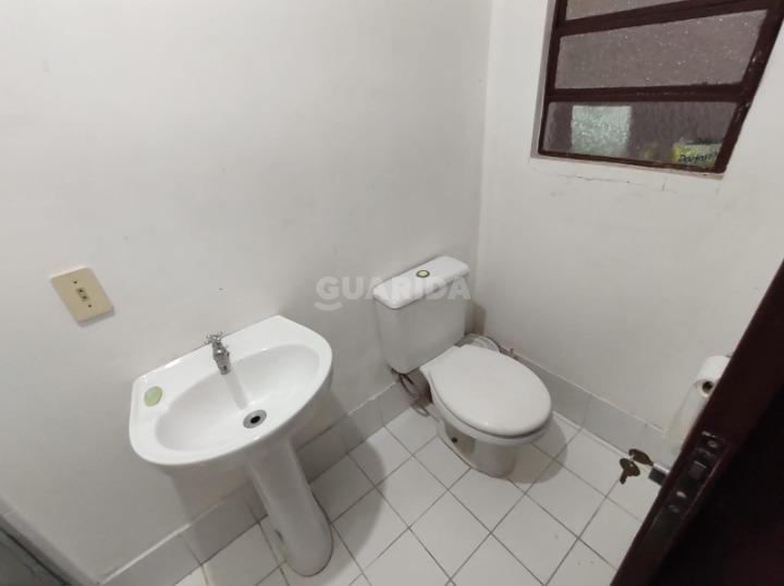 casa sobrado para alugar em Rua General Nestor Silva Soares, 198 - foto 17