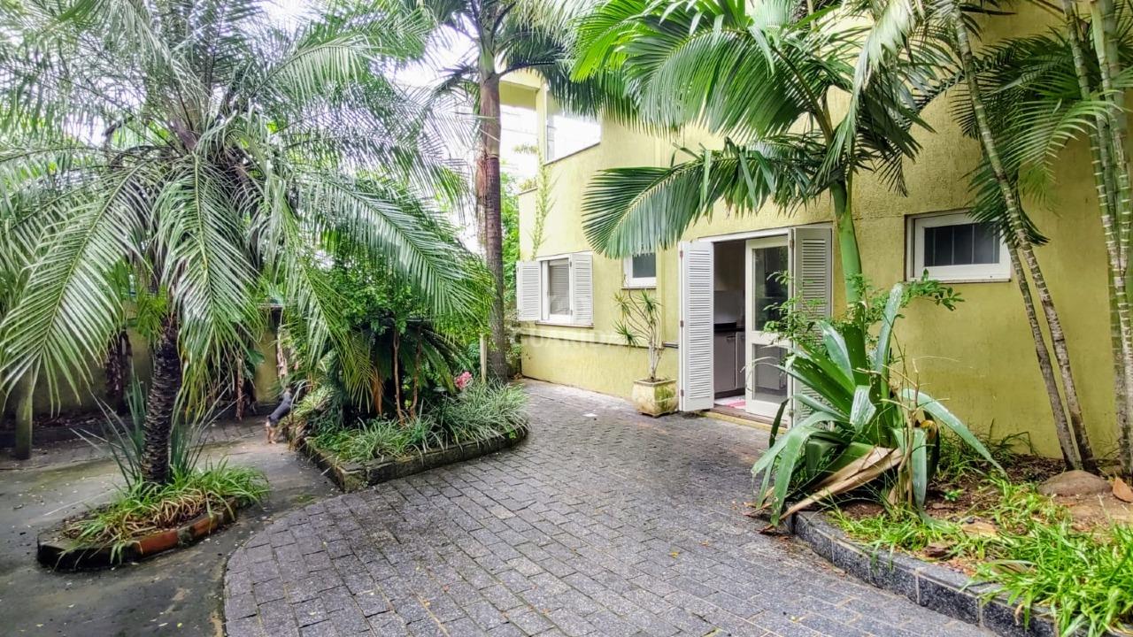 casa sobrado para alugar em Avenida Cinco de Novembro, 80 - foto 8