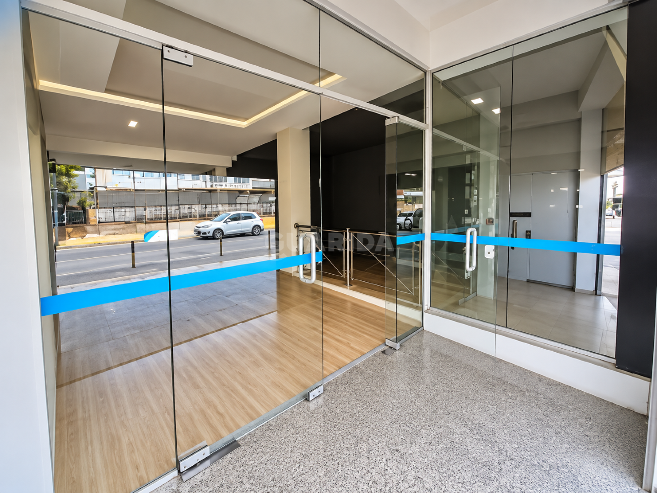 loja ponto comercial para alugar em Passo d`Areia, Porto Alegre - foto 1