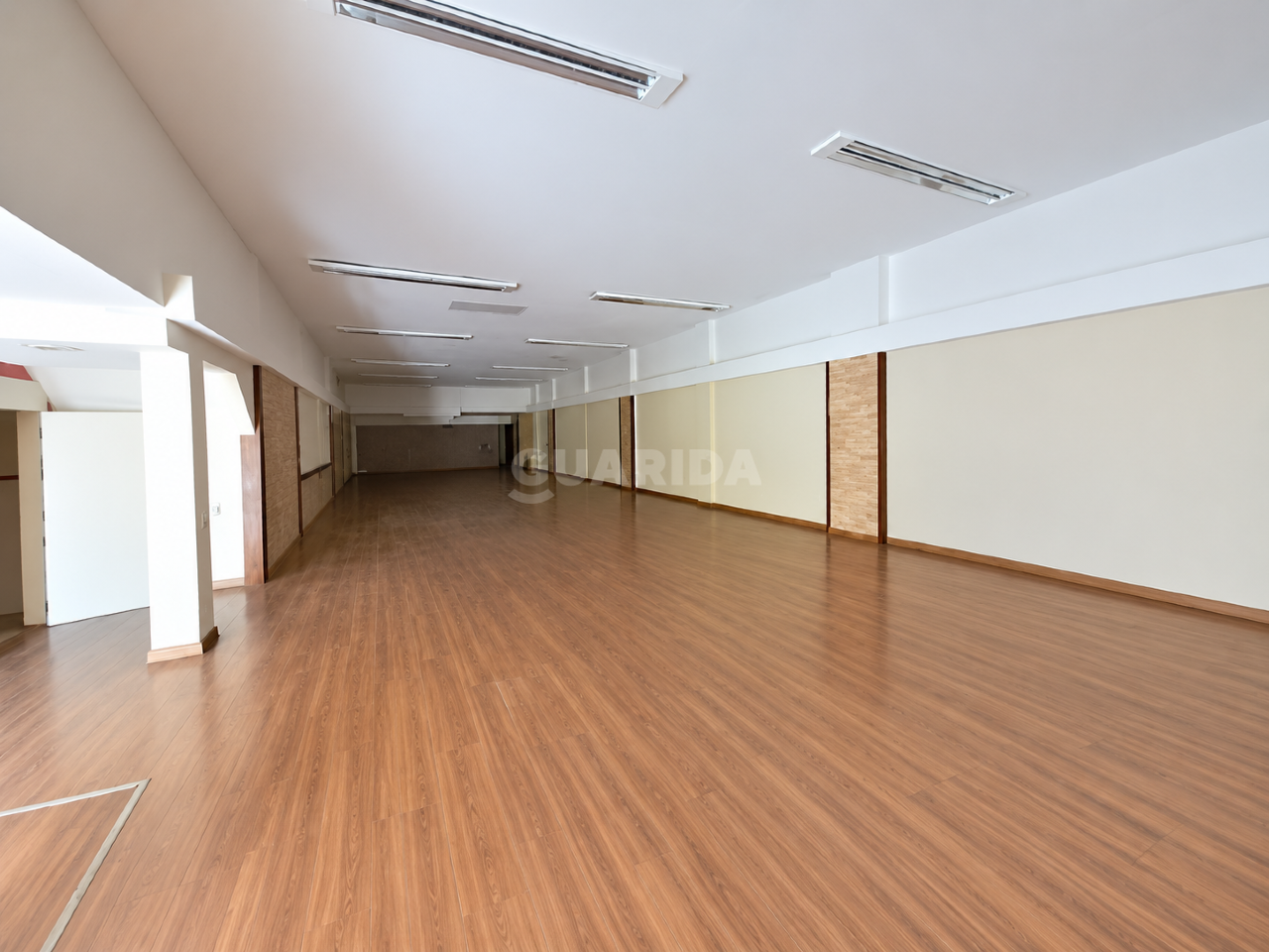 loja ponto comercial para alugar em Avenida Assis Brasil, 424 - foto 4