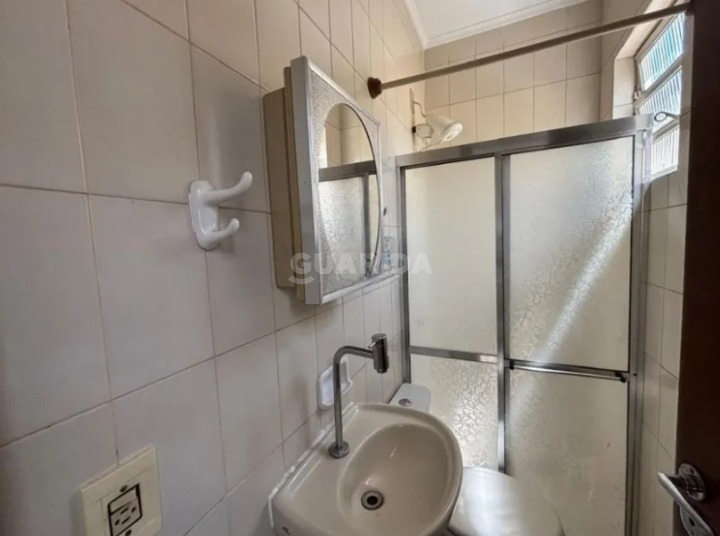 casa sobrado para alugar em Rua Adão Pinheiro da Silva, 420 - foto 19