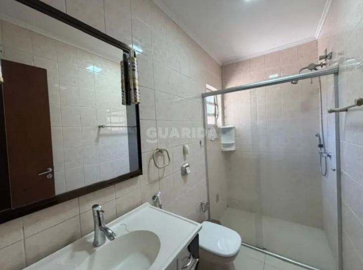 casa sobrado para alugar em Rua Adão Pinheiro da Silva, 420 - foto 14