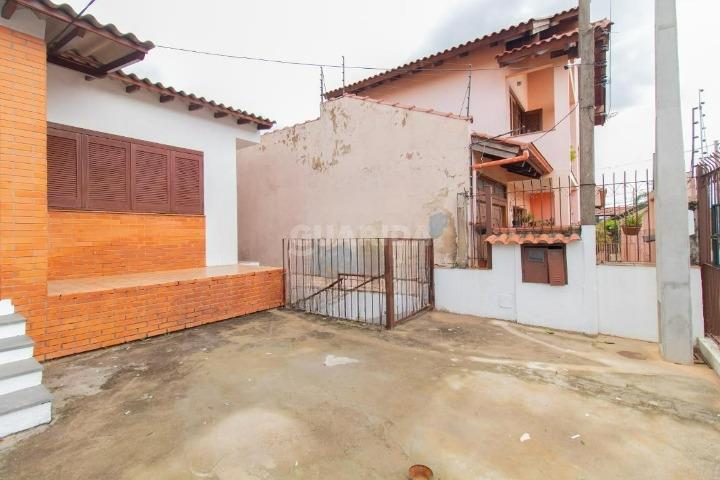 casa sobrado para alugar em Rua Glênio Peres, 130 - foto 12