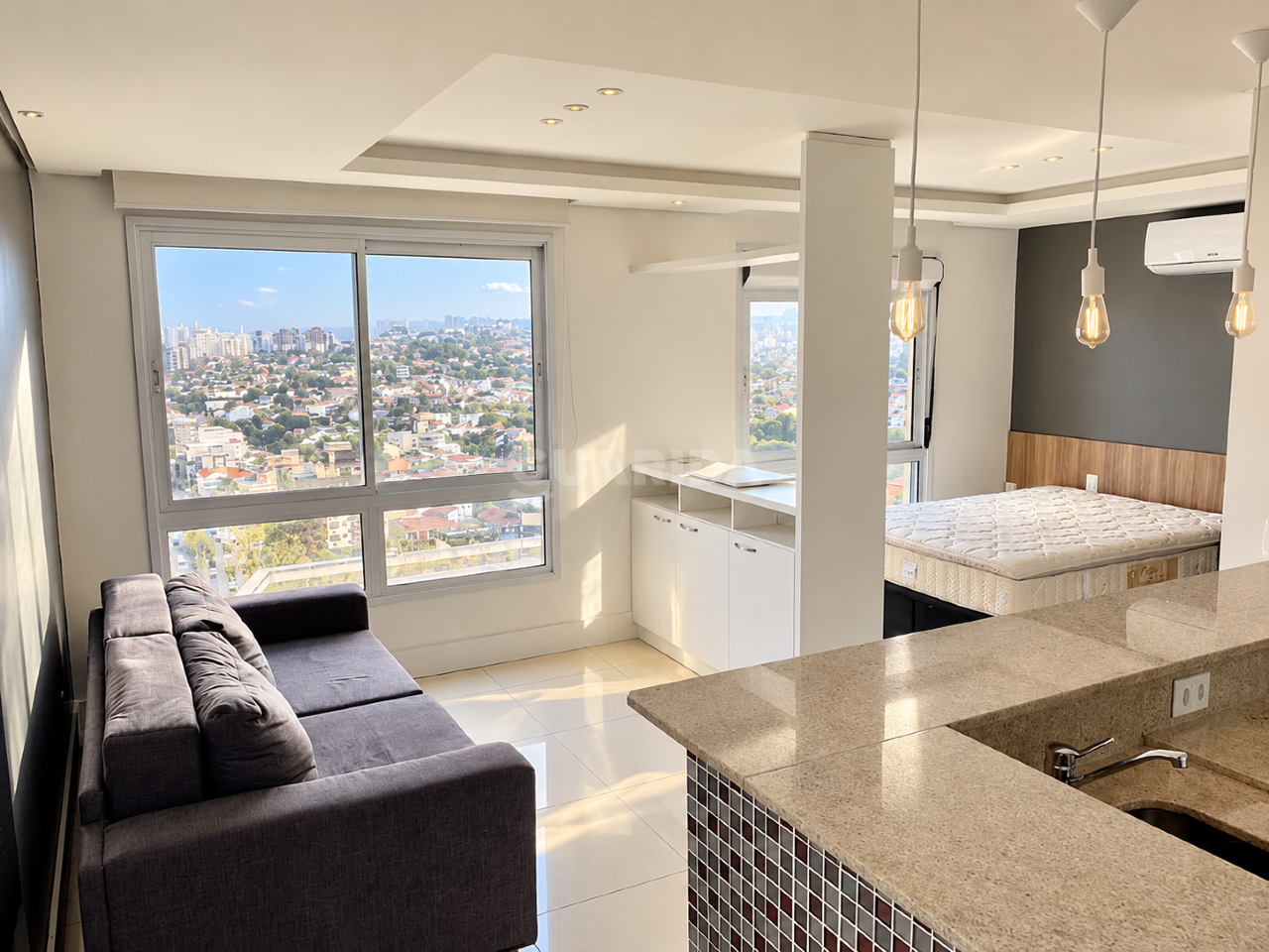 Apartamento para alugar em Três Figueiras, Porto Alegre - foto 1