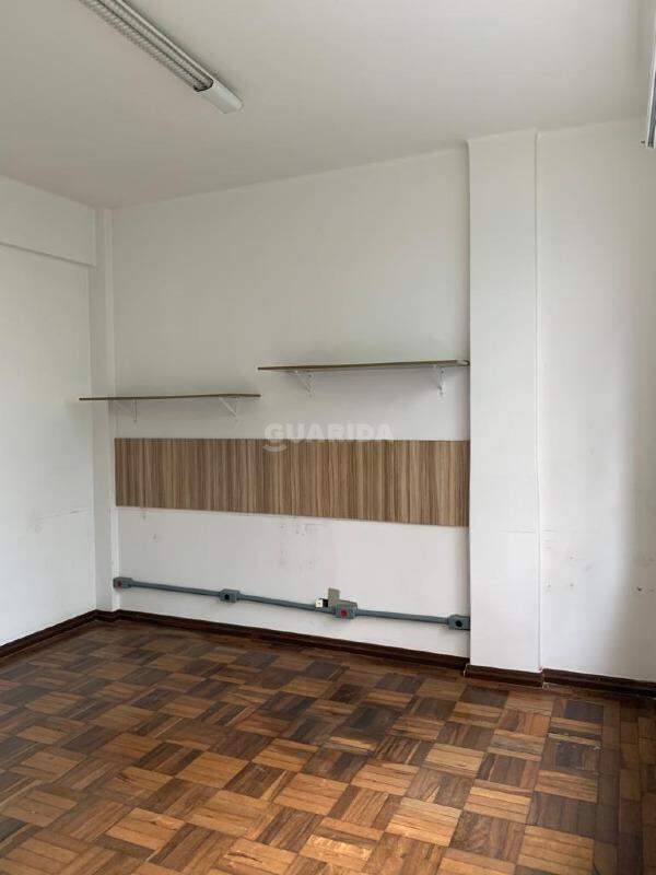 consultorio sala conjunto para alugar em Rua Vigário José Inácio, 566 - foto 8