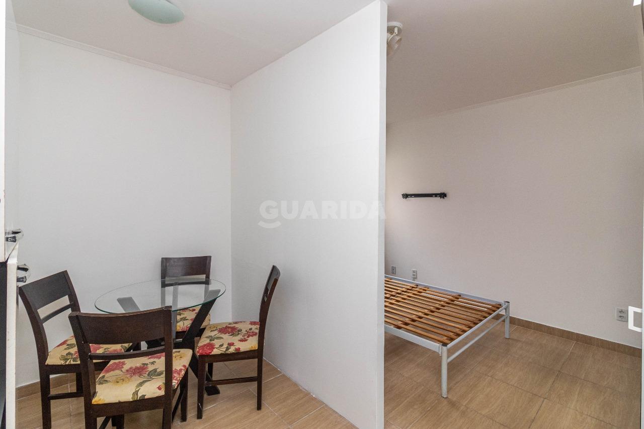 Apartamento para alugar em Chácara das Pedras, Porto Alegre - foto 1