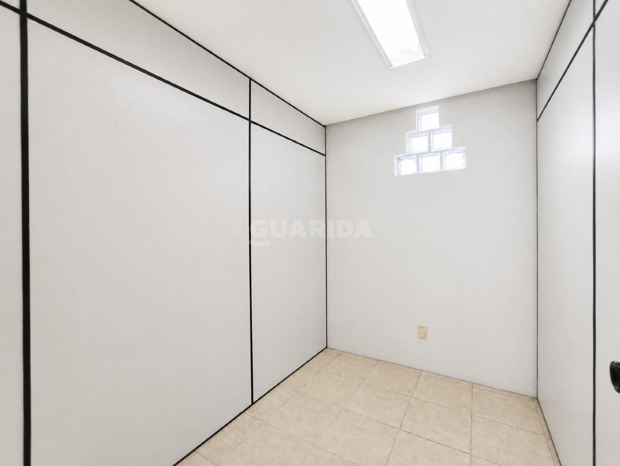 casa comercial para alugar em Rua João Berutti, 118 - foto 10