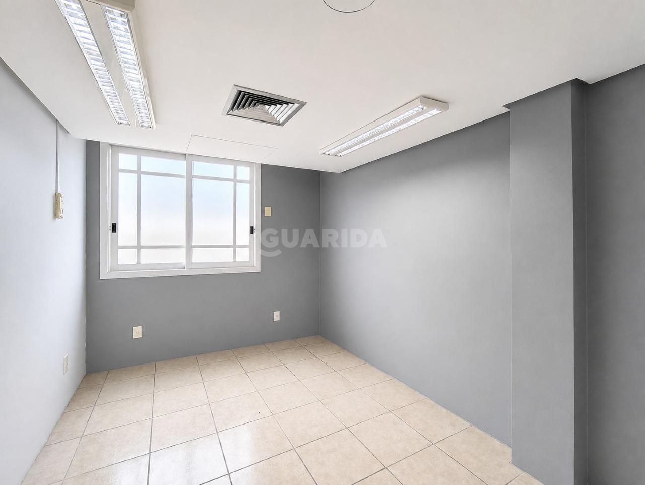 casa comercial para alugar em Rua João Berutti, 118 - foto 14