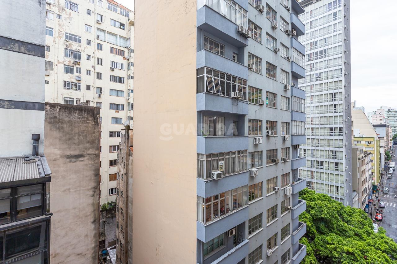 consultorio sala conjunto para alugar em Rua Vigário José Inácio, 547 - foto 17