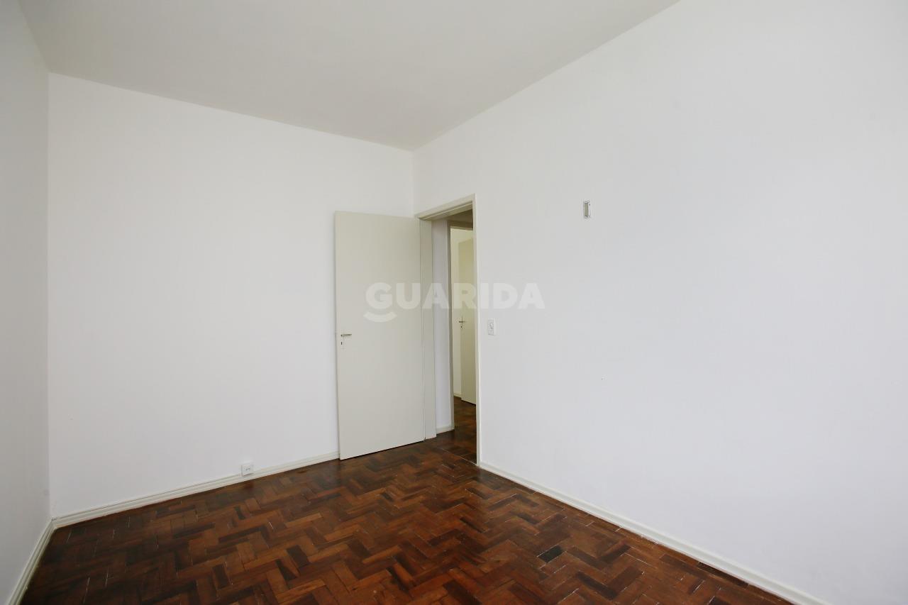 Apartamento para alugar em Rua Cássio de Medeiros, 760 - foto 12