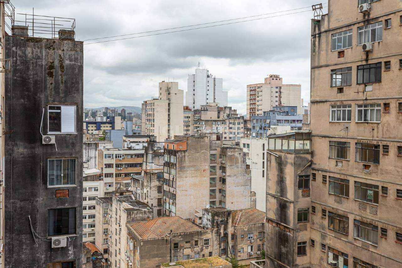 consultorio sala conjunto para alugar em Rua Vigário José Inácio, 371 - foto 14