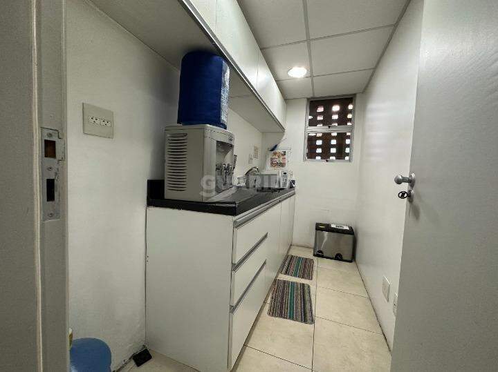 laje comercial para alugar em Avenida Alberto Bins, 789 - foto 11