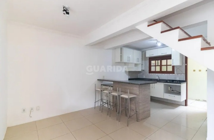 casa sobrado para alugar em Rua Cangussu, 185 - foto 4