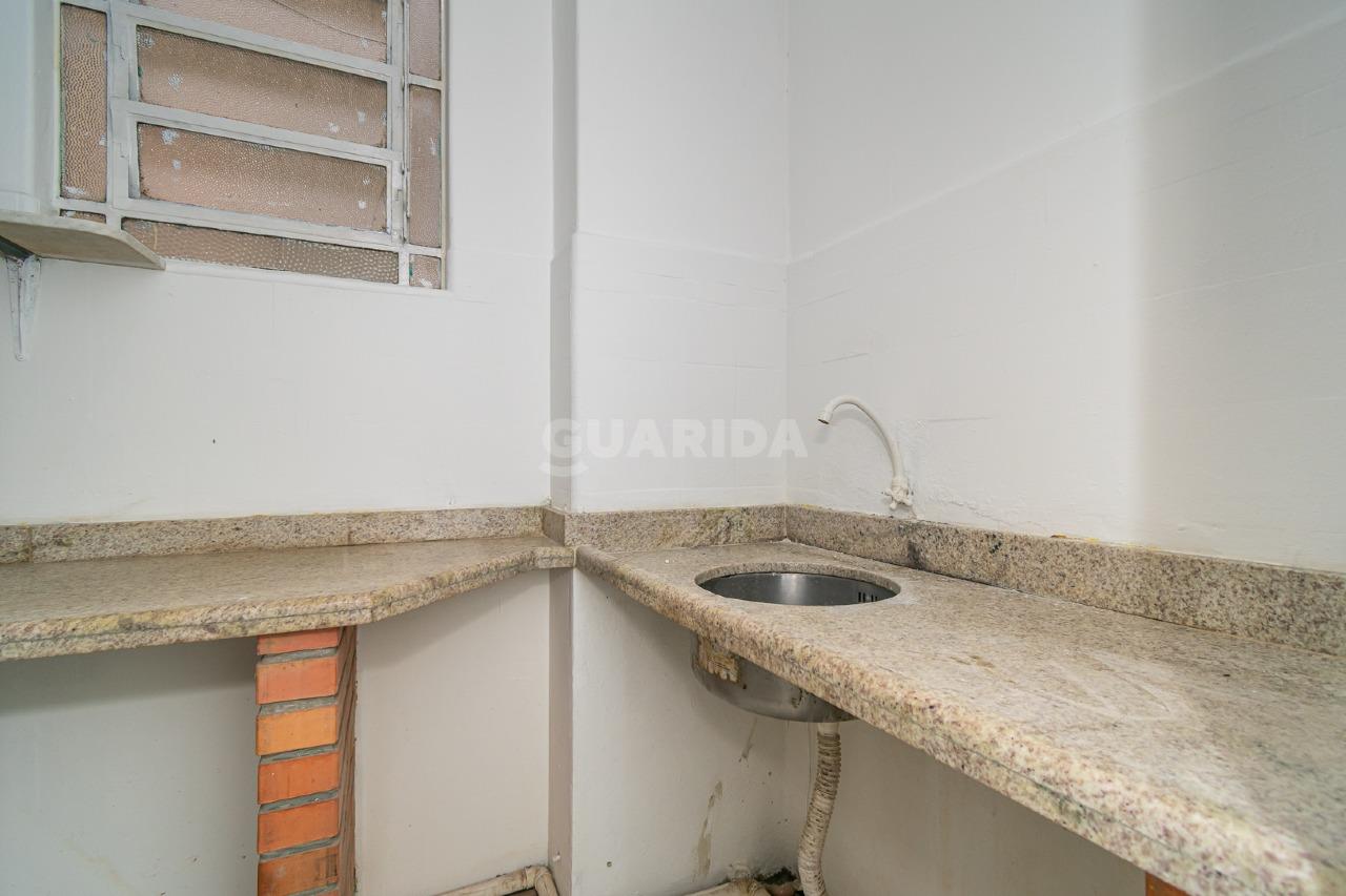 consultorio sala conjunto para alugar em Rua Vigário José Inácio, 481 - foto 7