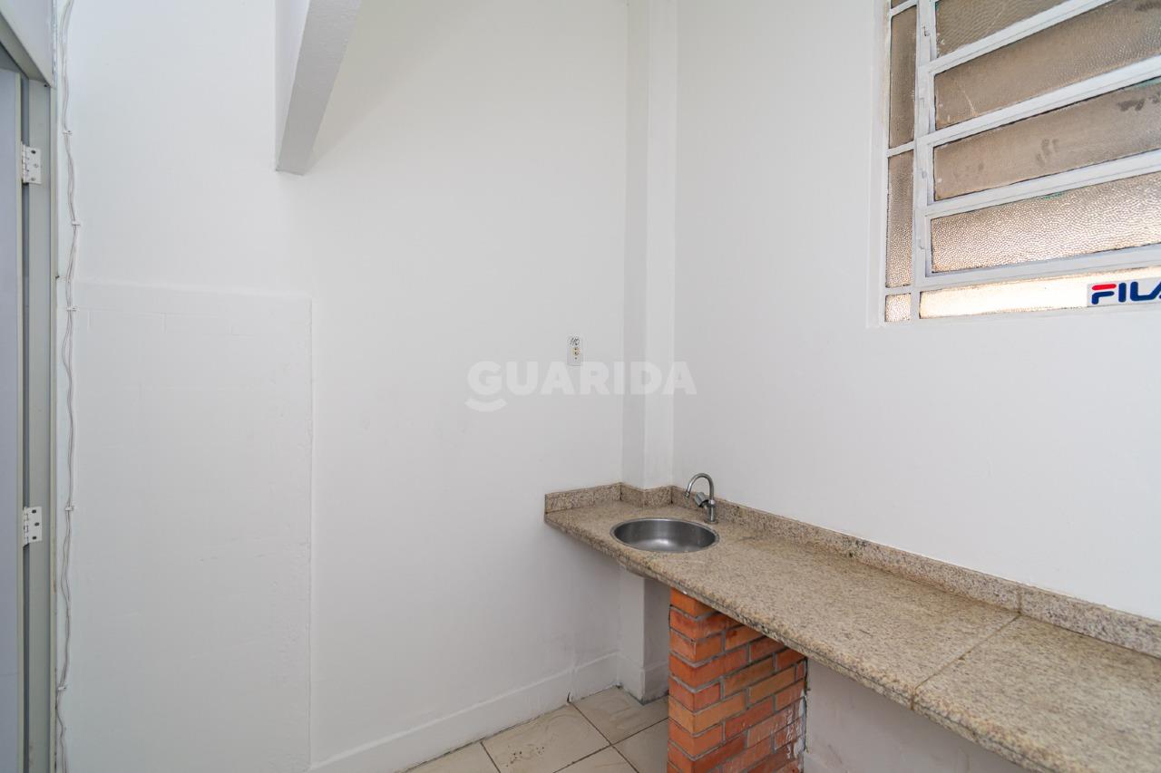 consultorio sala conjunto para alugar em Rua Vigário José Inácio, 481 - foto 8