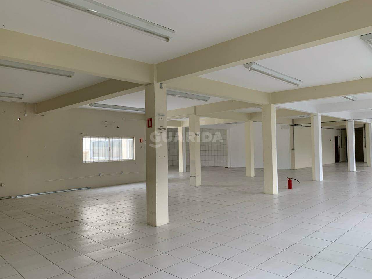 galpao deposito pavilhao para alugar em Rua Arabutã, 358 - foto 9