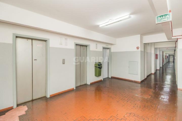 consultorio sala conjunto para alugar em Rua Vigário José Inácio, 371 - foto 16