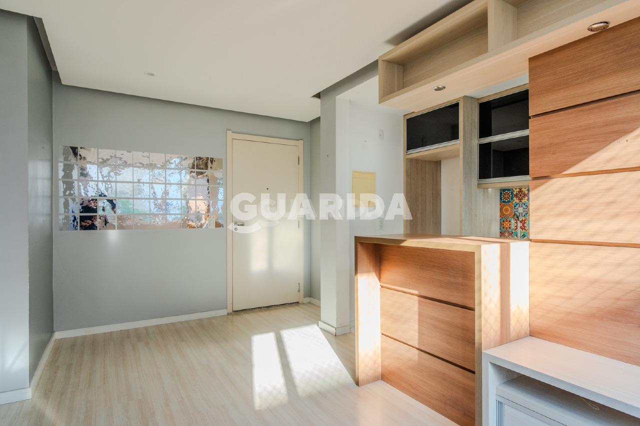 Apartamento para alugar em Avenida da Cavalhada, 6684 - foto 3