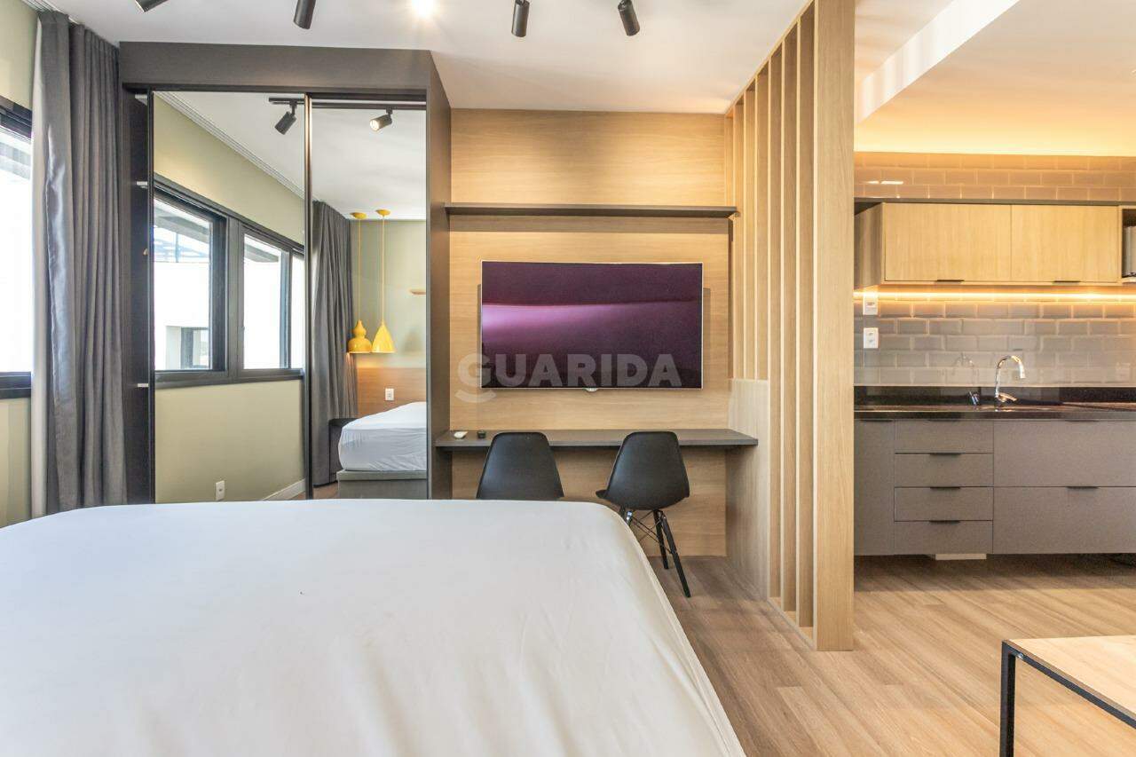 Apartamento para alugar em Rio Branco, Porto Alegre - foto 1