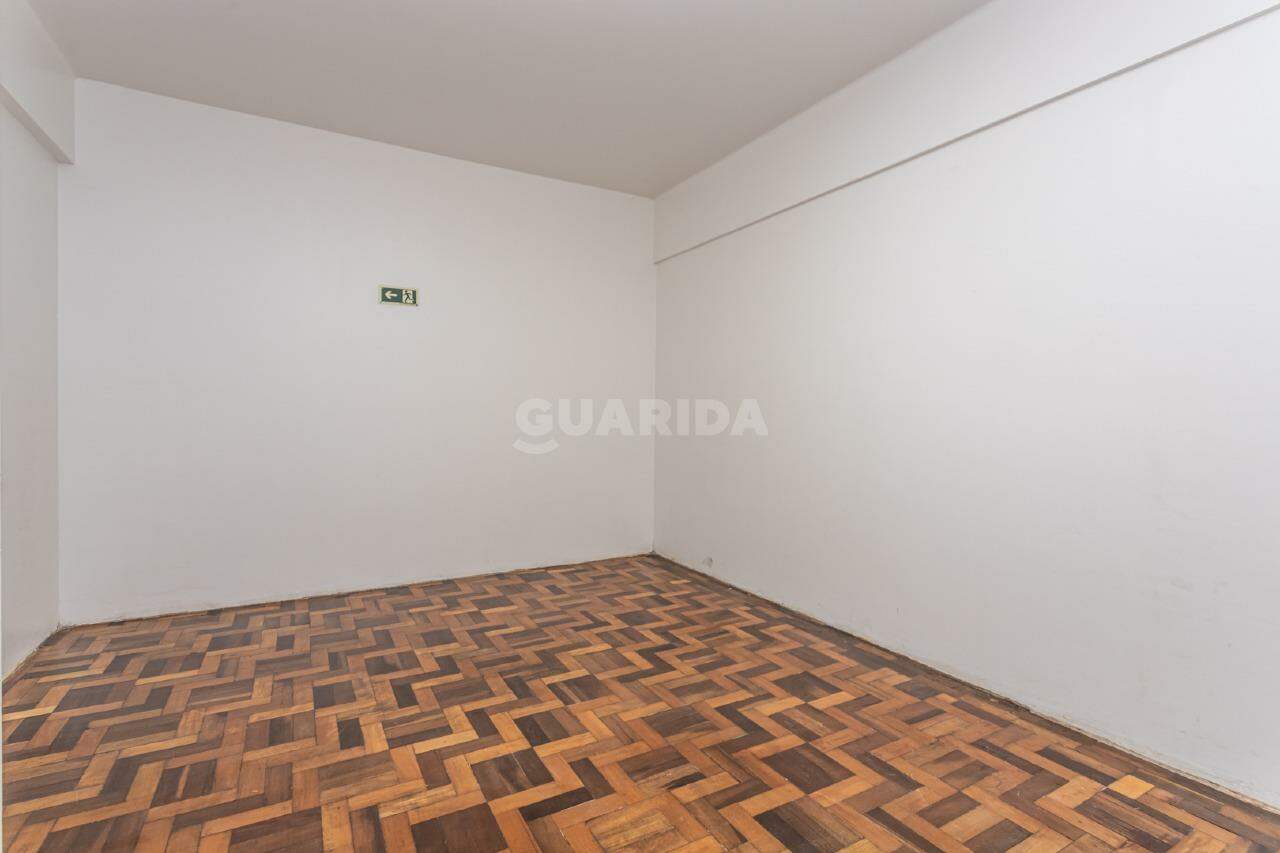 loja ponto comercial para alugar em Travessa Francisco de Leonardo Truda, 76 - foto 19