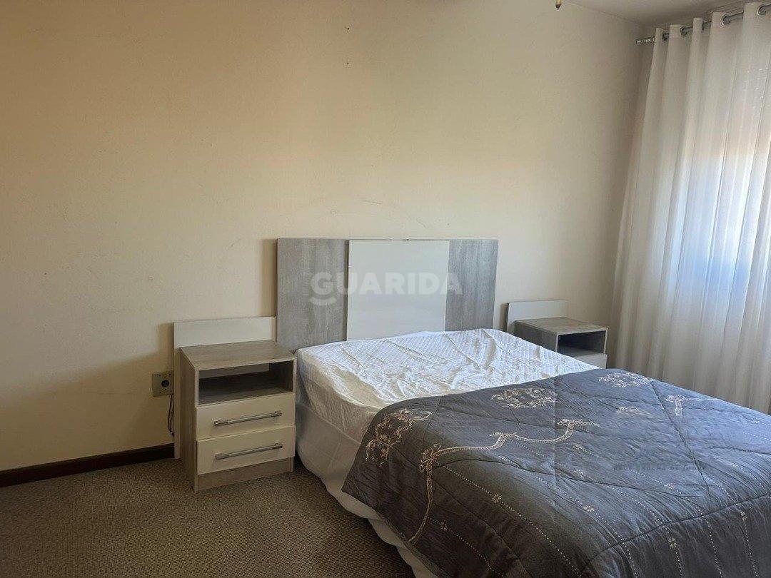 Apartamento para alugar em Rua Doutor Castro de Menezes, 940 - foto 12
