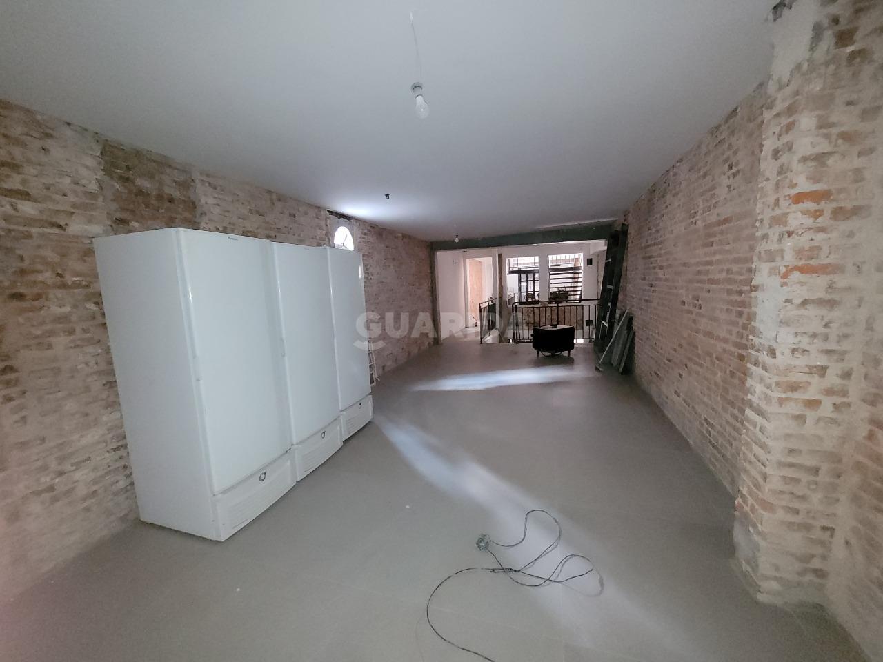 loja ponto comercial para alugar em Rua Vigário José Inácio, 245 - foto 6