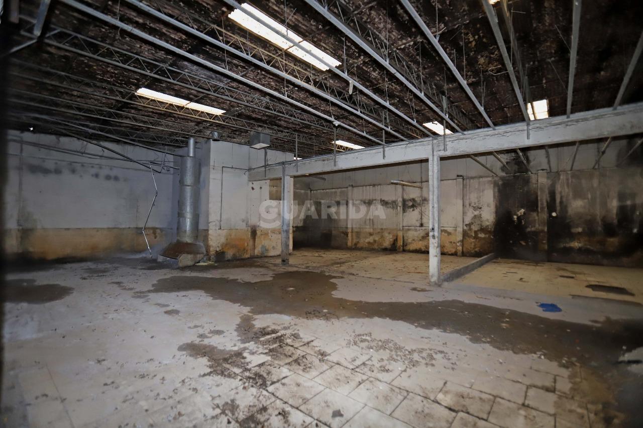 galpao deposito pavilhao para alugar em Avenida Brasil, 858 - foto 6
