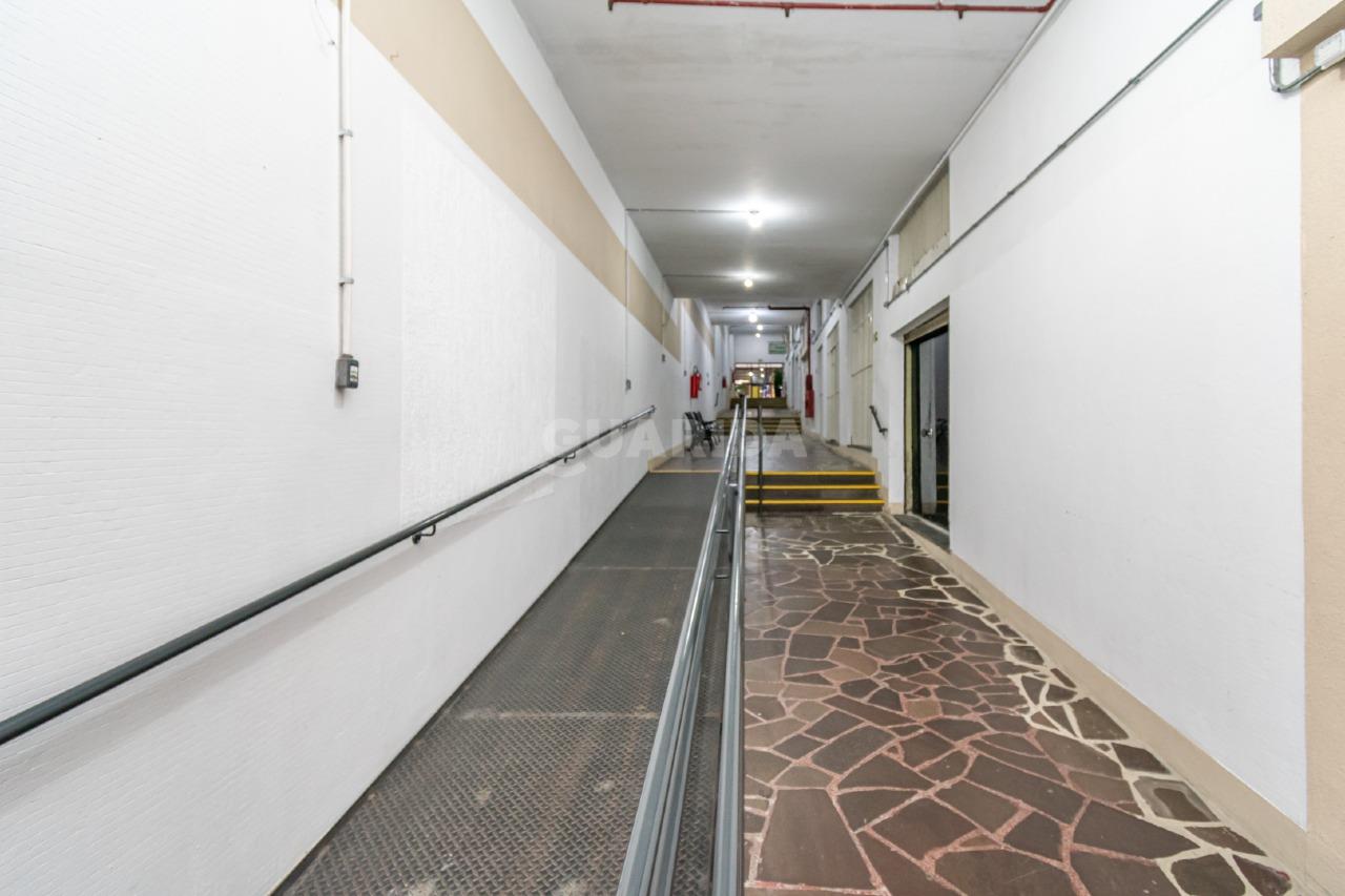 consultorio sala conjunto para alugar em Avenida Borges de Medeiros, 658 - foto 17