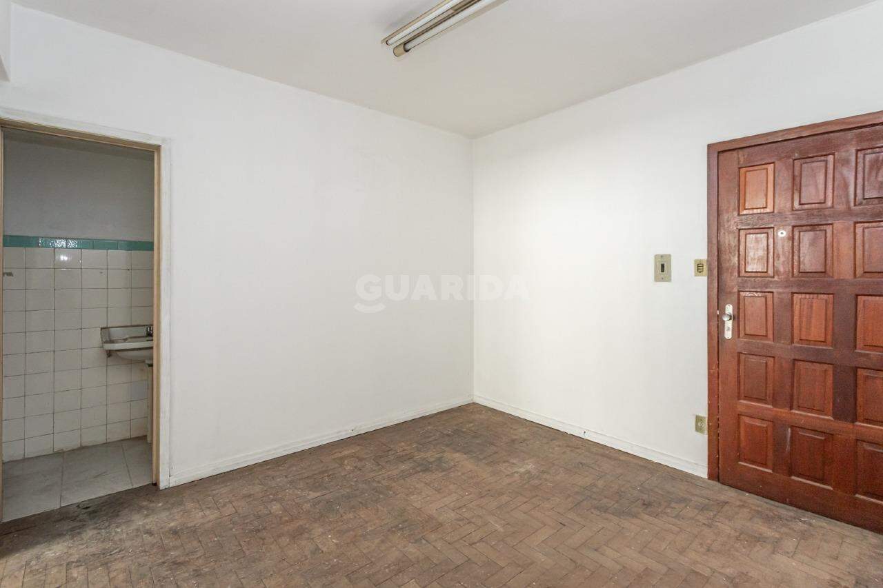 consultorio sala conjunto para alugar em Rua Vigário José Inácio, 250 - foto 13