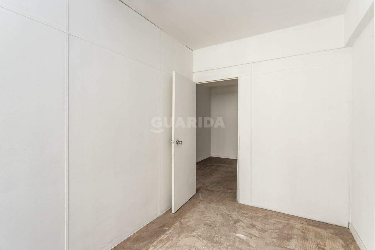 consultorio sala conjunto para alugar em Rua Vigário José Inácio, 250 - foto 9