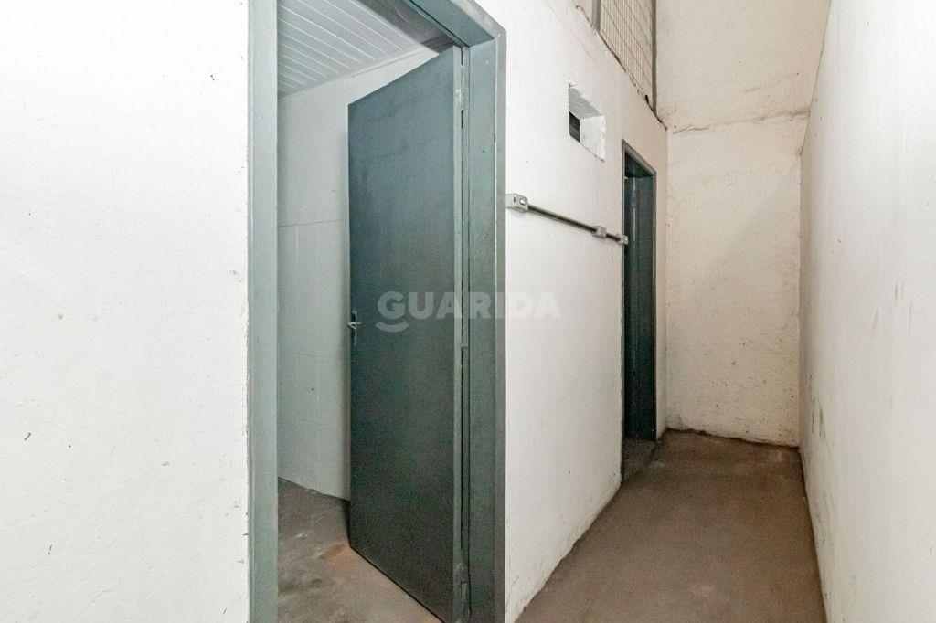 galpao deposito pavilhao para alugar em Rua Antônio Ronna, 51 - foto 6