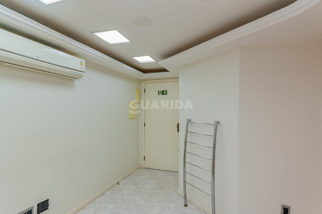 consultorio sala conjunto para alugar em Rua Luciana de Abreu, 471 - foto 3