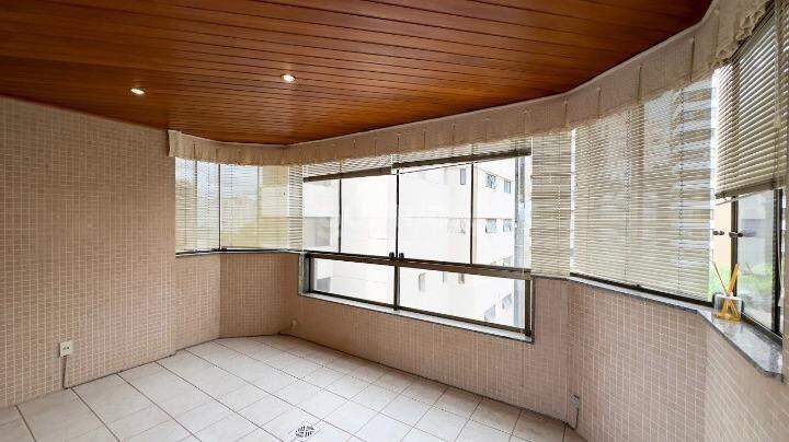 Apartamento para alugar em Rua Carlos Trein Filho, 775 - foto 18