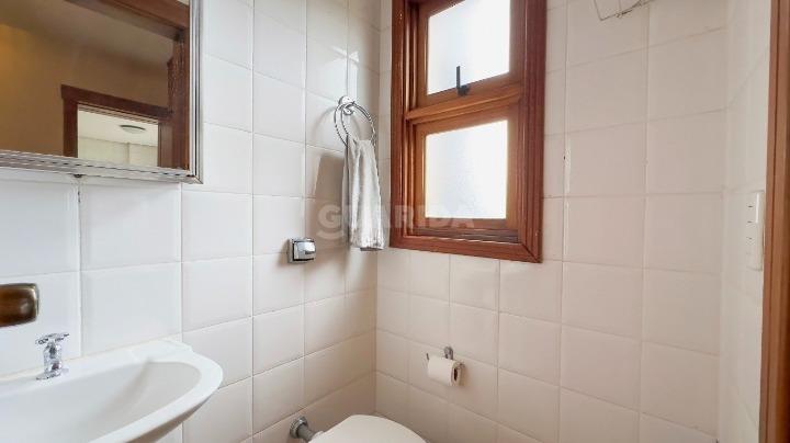 Apartamento para alugar em Rua Carlos Trein Filho, 775 - foto 29