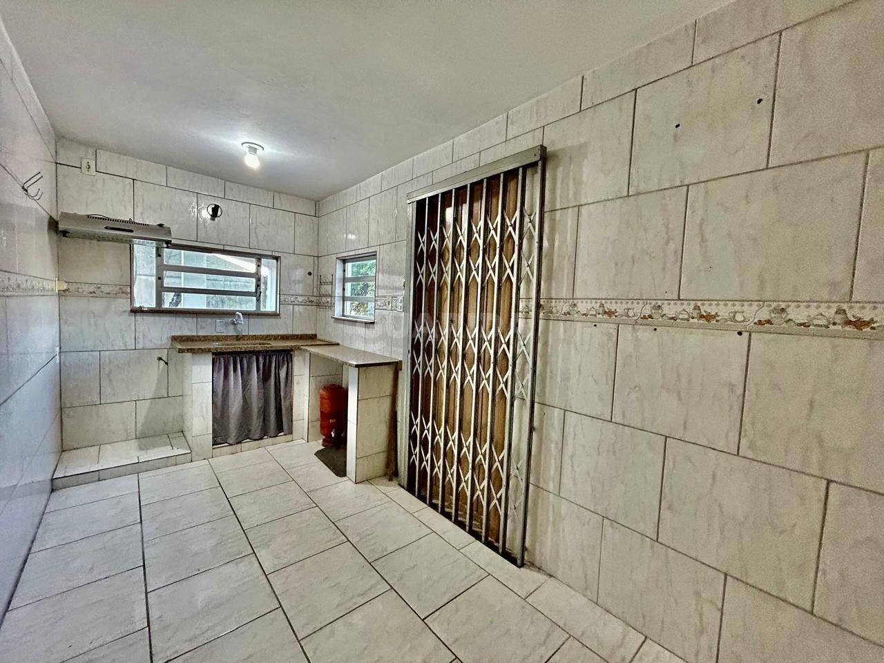 casa sobrado para alugar em Travessa Luiz Tamanini, 51 - foto 8