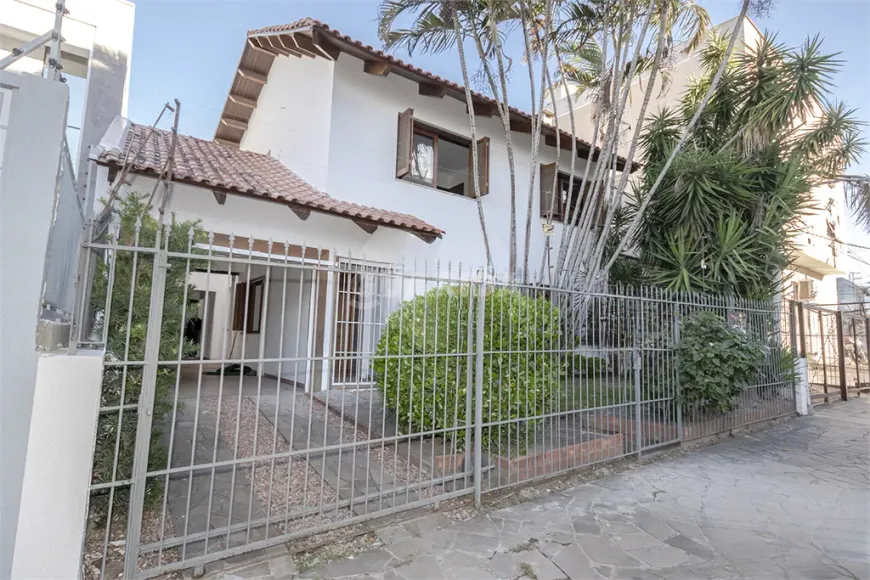 casa sobrado para alugar em Rua Maestro Mendanha, 25 - foto 29