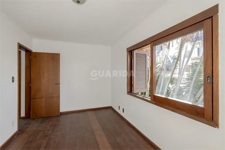 casa sobrado para alugar em Rua Maestro Mendanha, 25 - foto 17