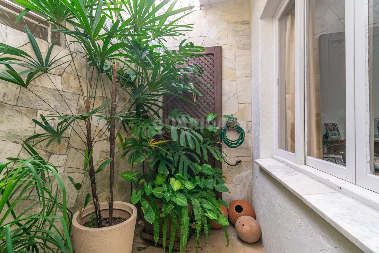 casa sobrado para alugar em Rua Luiz Voelcker, 500 - foto 12