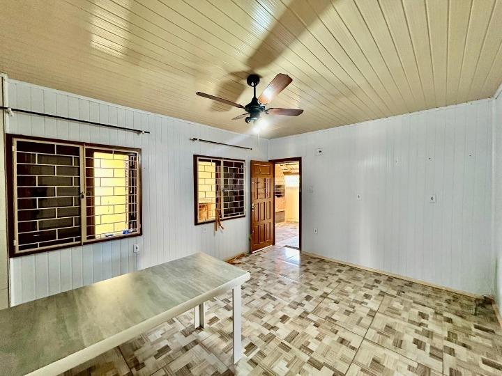 casa sobrado para alugar em Rua Brigadeiro Leonardo Teixeira Collares, 145 - foto 9